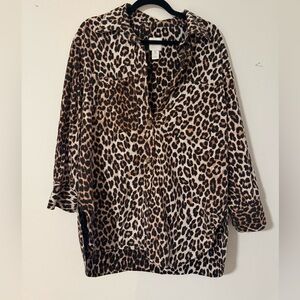 Women’s H&M cheetah/animal print oversized coverup